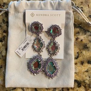 New, Never Worn, Great Condition, Kendra Scott: Aria Clip-on earring.